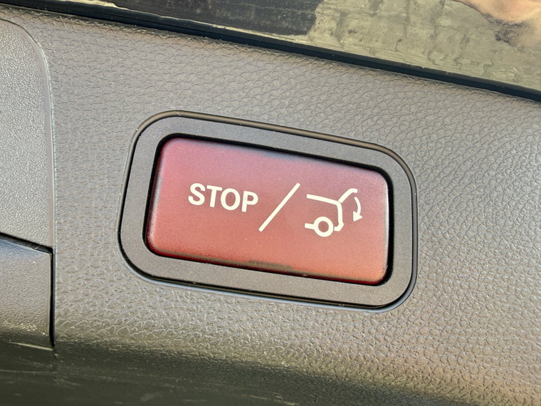 Vehicle Image 48