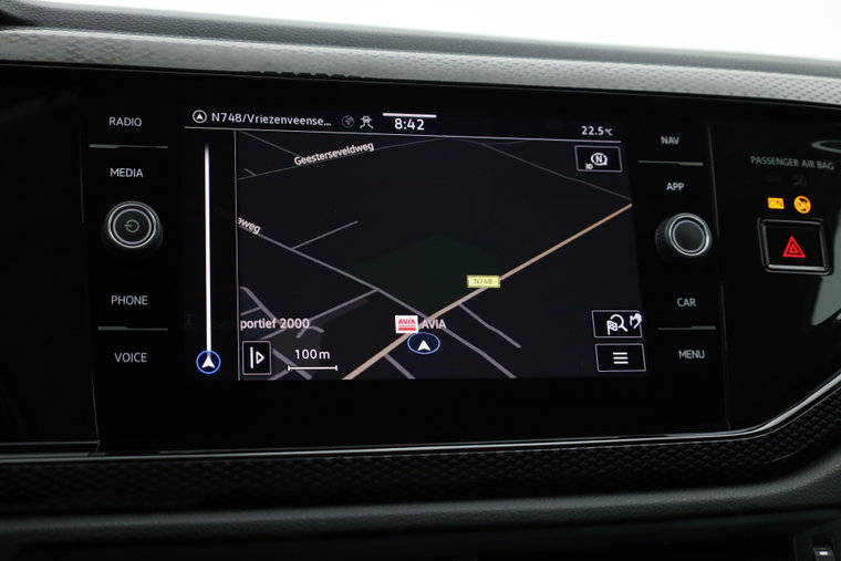 Vehicle Image 18