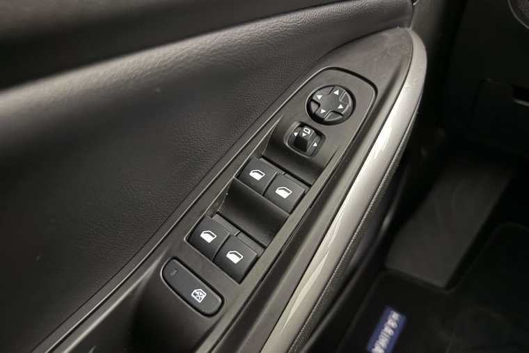 Vehicle Image 22