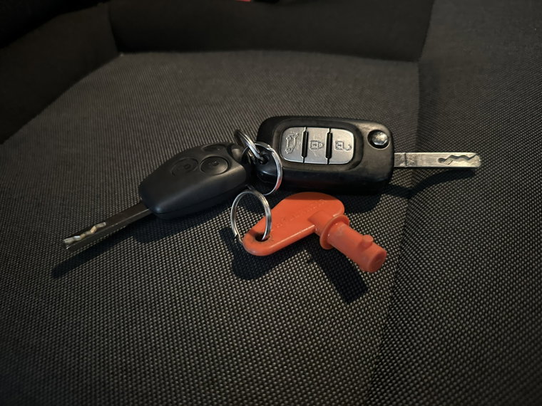 Vehicle Image 20