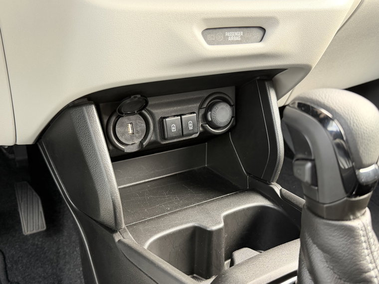 Vehicle Image 36
