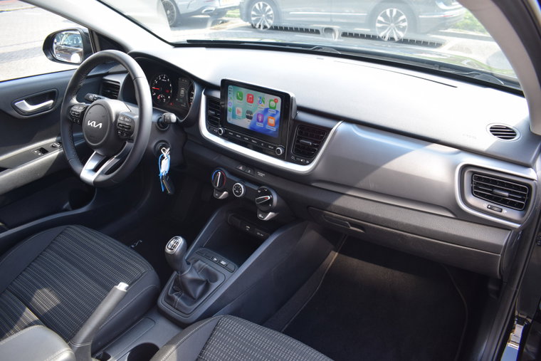 Vehicle Image 18