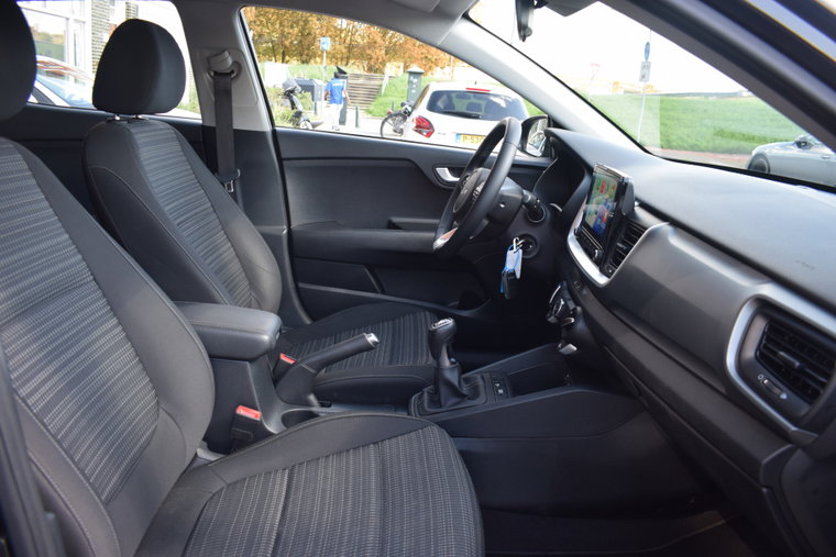 Vehicle Image 19