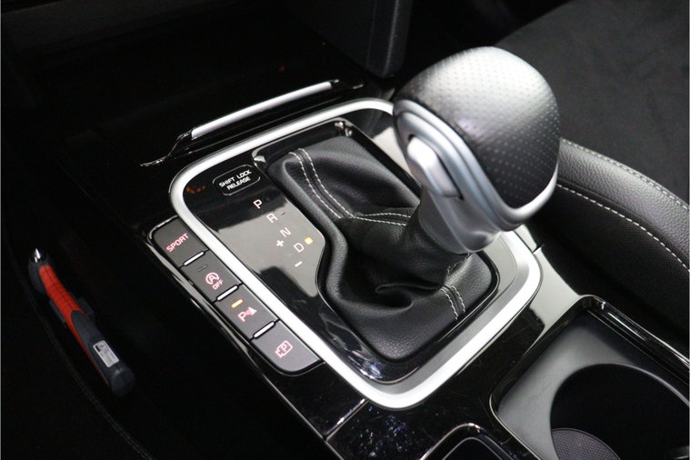 Vehicle Image 27