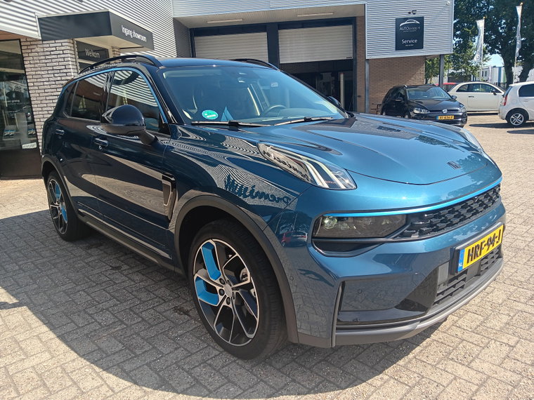 Vehicle Image 8
