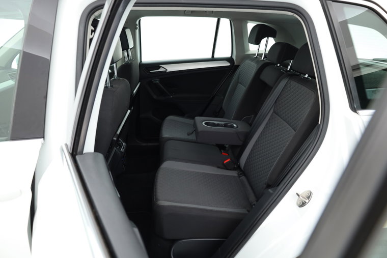Vehicle Image 33