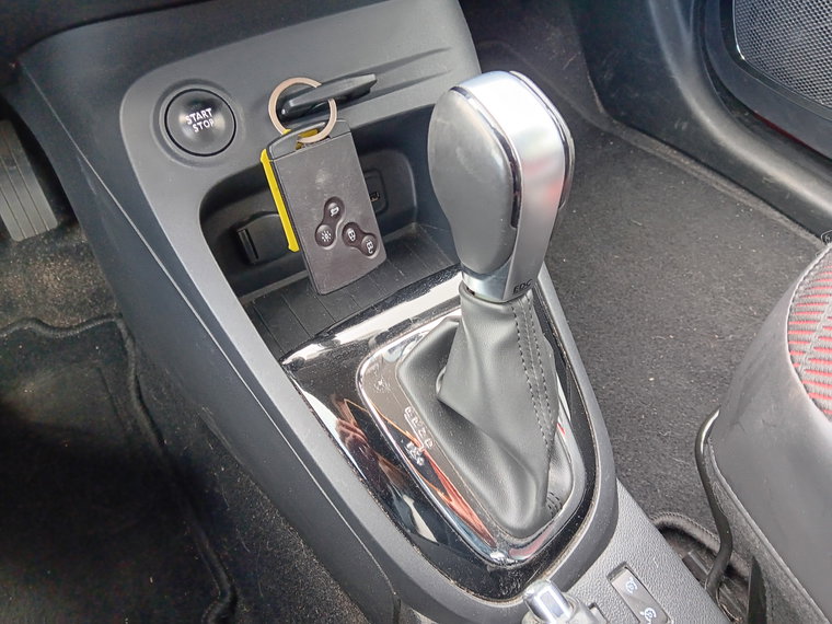 Vehicle Image 24