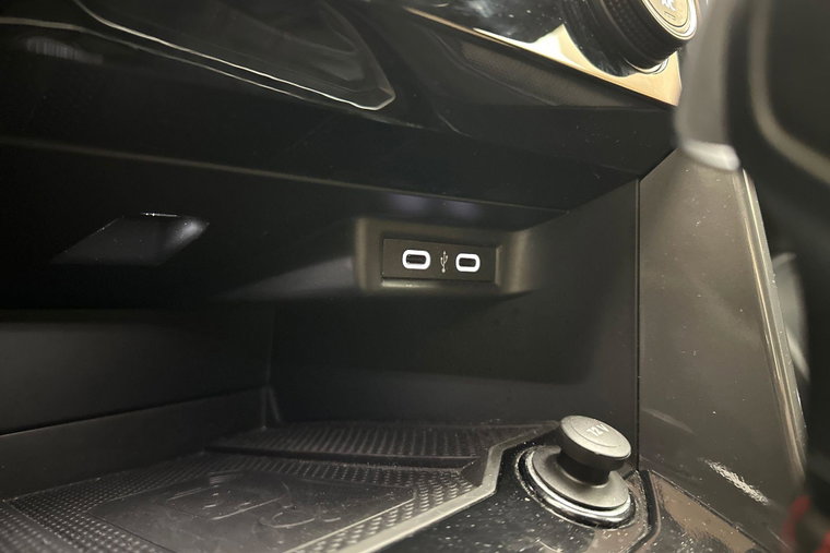 Vehicle Image 31