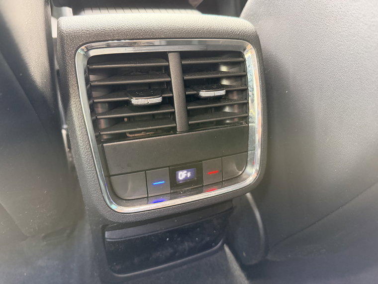 Vehicle Image 45
