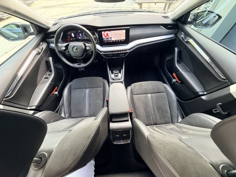Vehicle Image 47