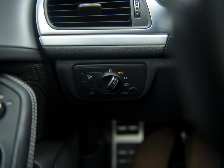 Vehicle Image 38