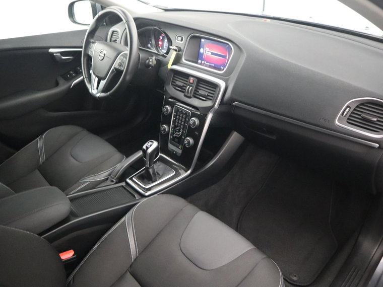 Vehicle Image 40