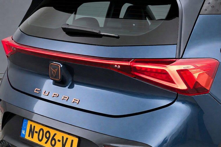 Vehicle Image 30