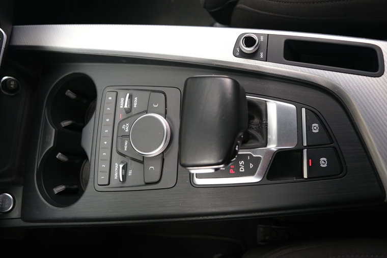 Vehicle Image 31
