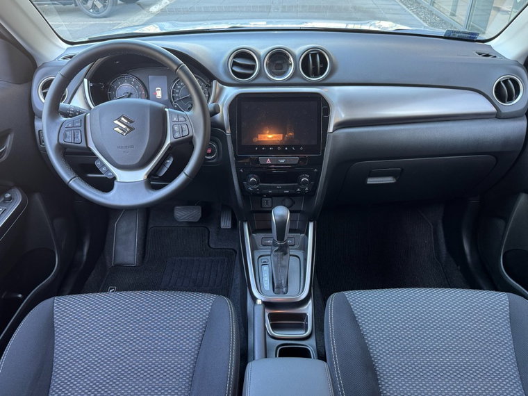 Vehicle Image 21