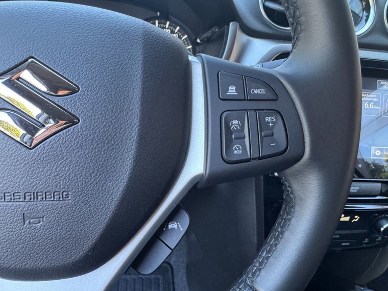 Vehicle Image 22