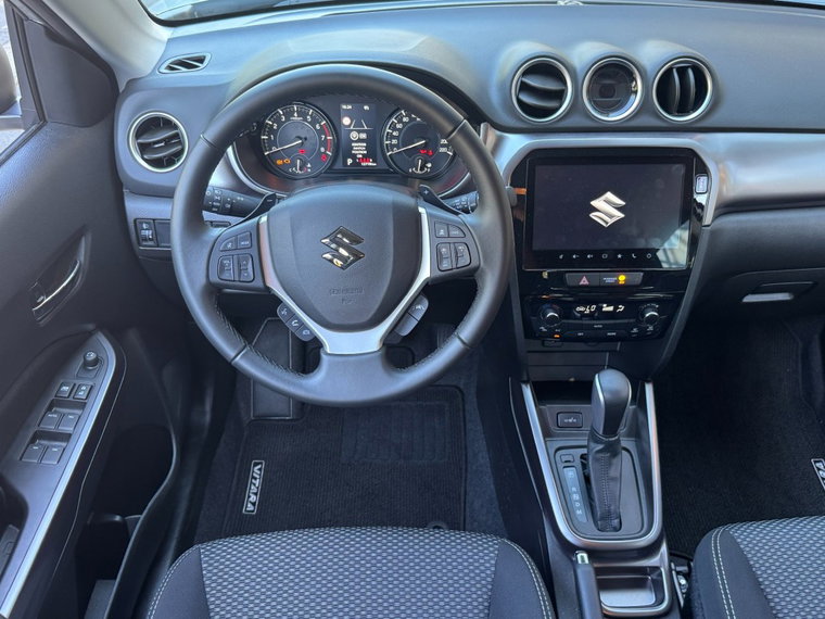 Vehicle Image 23