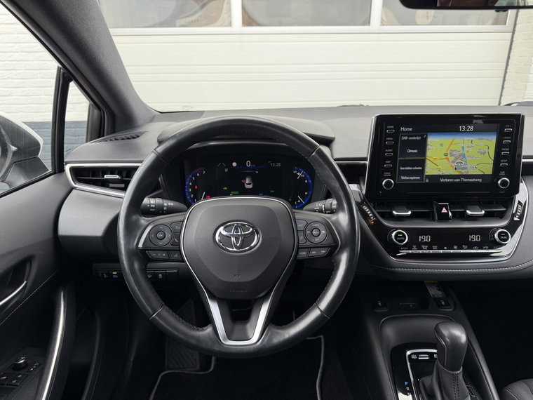 Vehicle Image 12