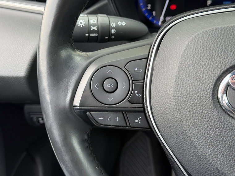 Vehicle Image 16