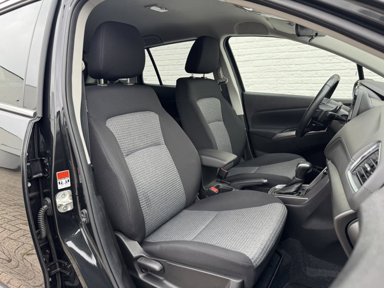 Vehicle Image 22