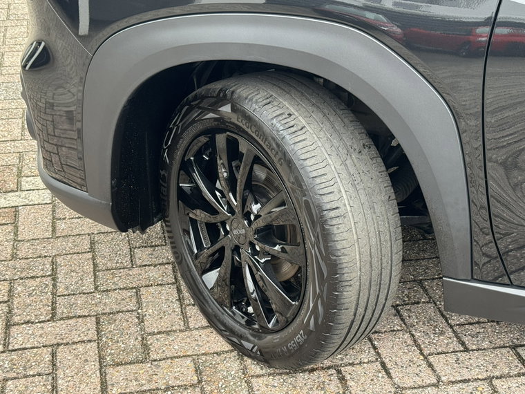 Vehicle Image 35