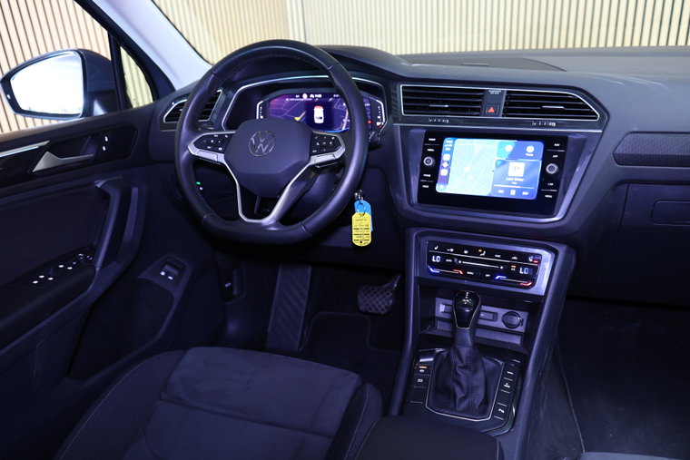 Vehicle Image 37