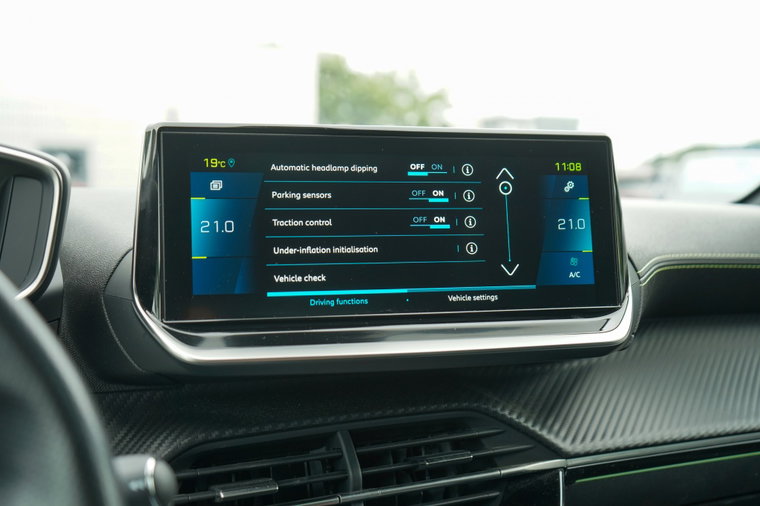 Vehicle Image 30