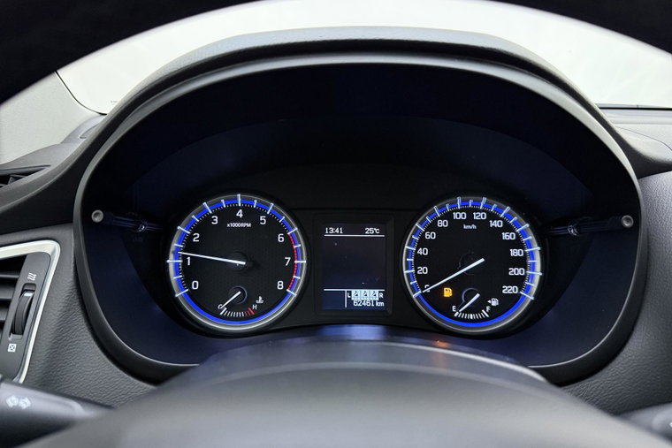 Vehicle Image 30