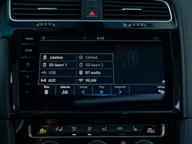 Vehicle Image 37