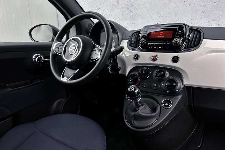 Vehicle Image 12