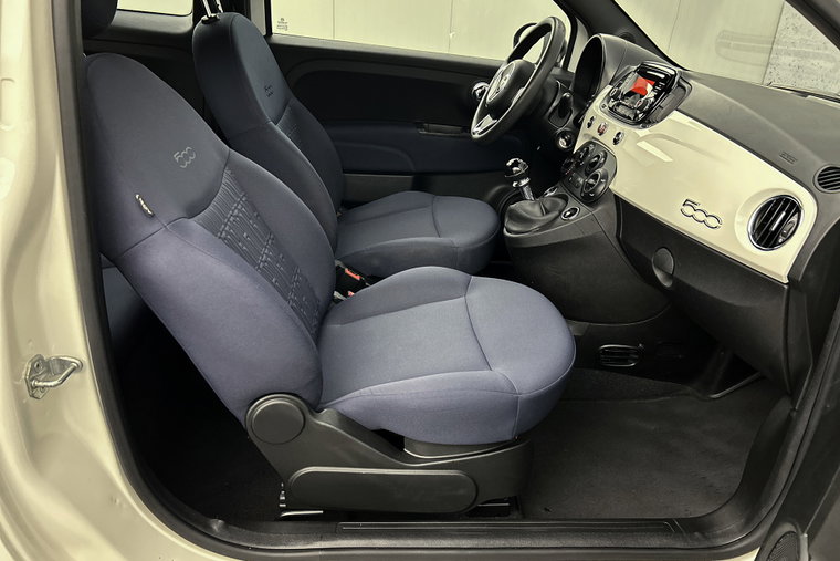 Vehicle Image 25