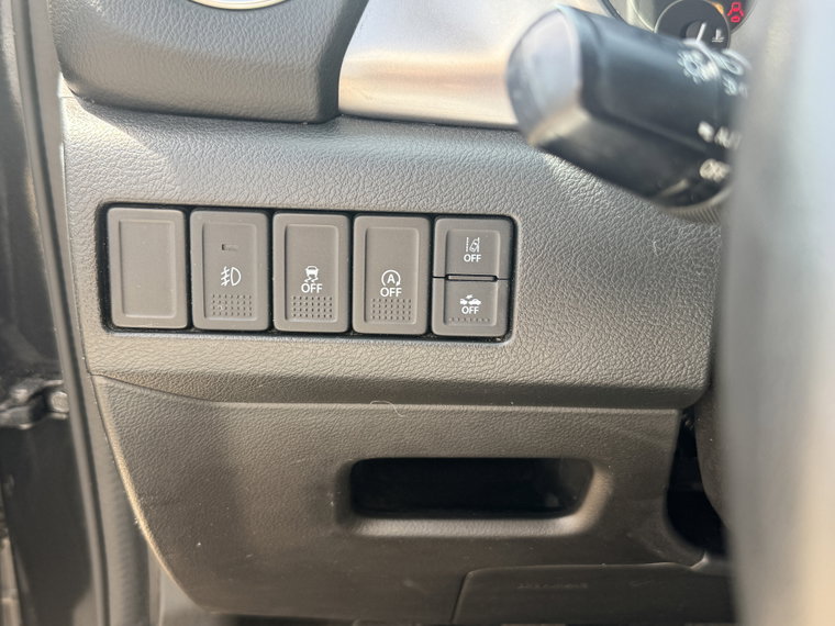 Vehicle Image 26