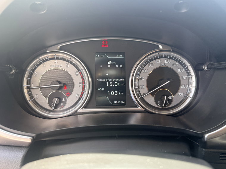 Vehicle Image 6