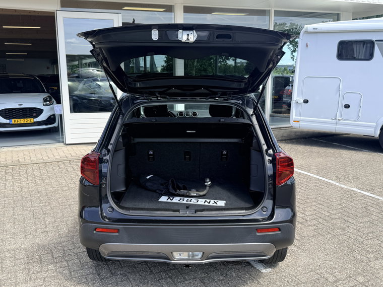 Vehicle Image 11