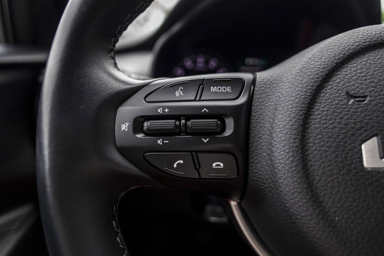 Vehicle Image 33