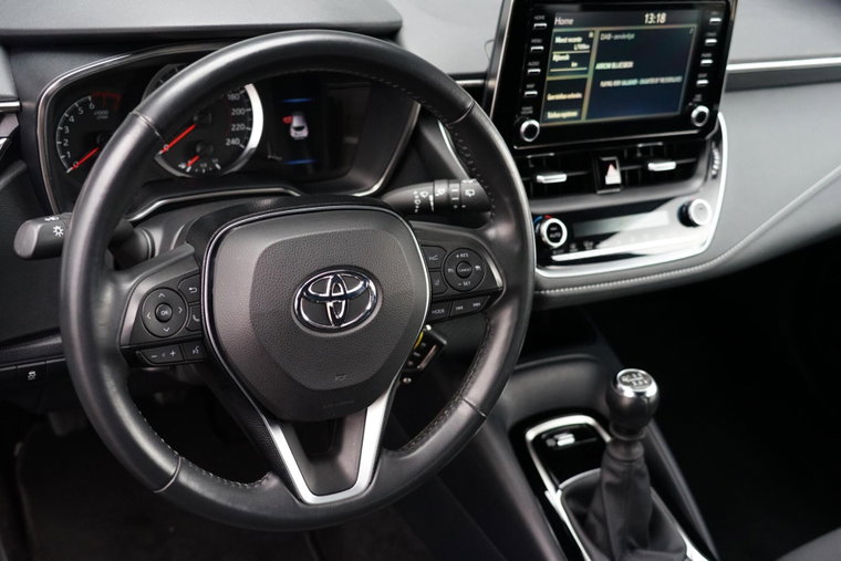 Vehicle Image 19