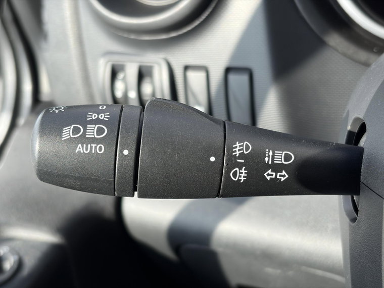Vehicle Image 37