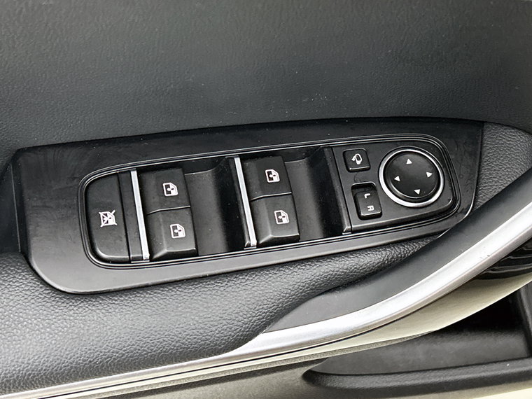 Vehicle Image 39