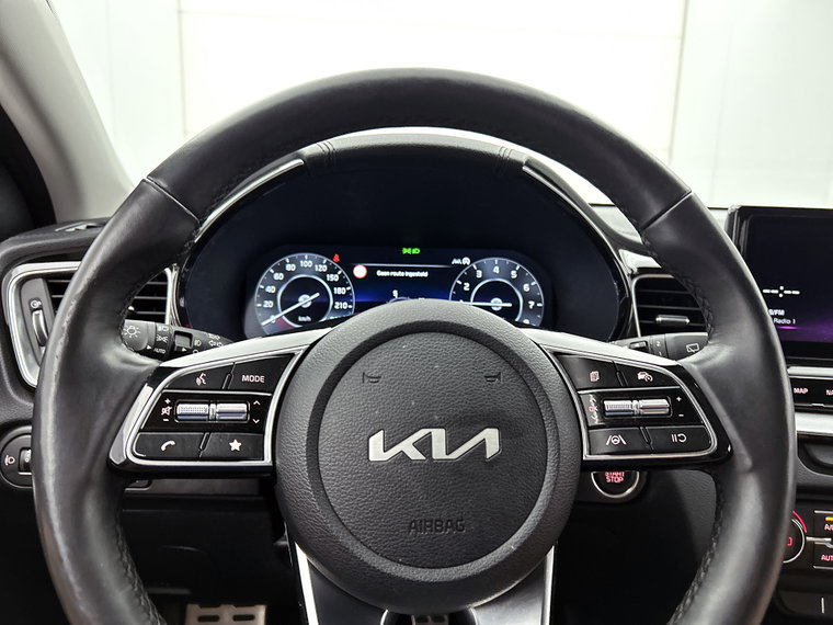 Vehicle Image 41