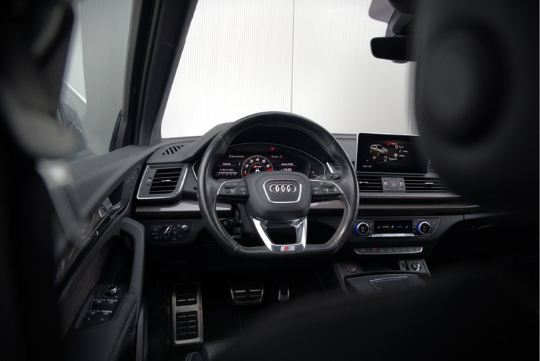 Vehicle Image 40