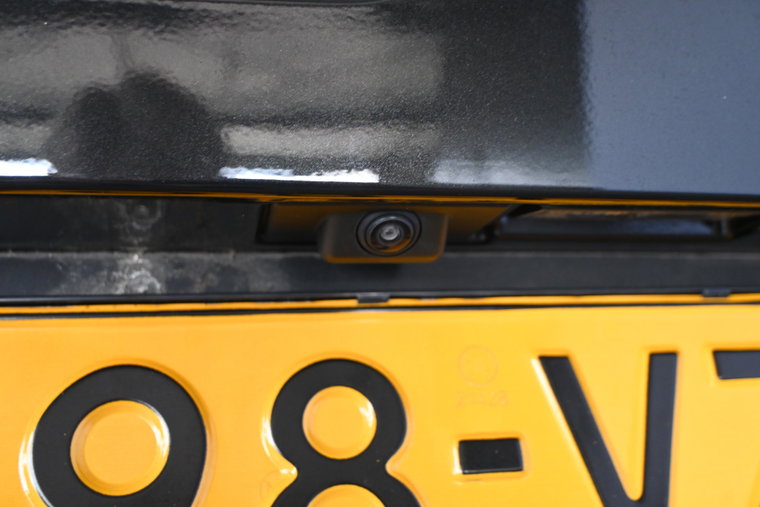 Vehicle Image 33