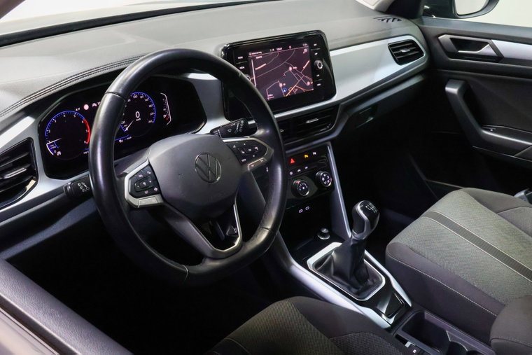 Vehicle Image 21