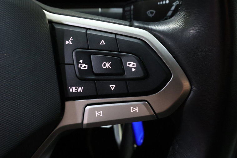 Vehicle Image 24