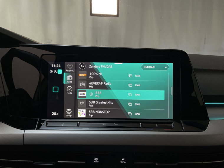 Vehicle Image 15