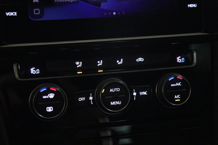 Vehicle Image 42