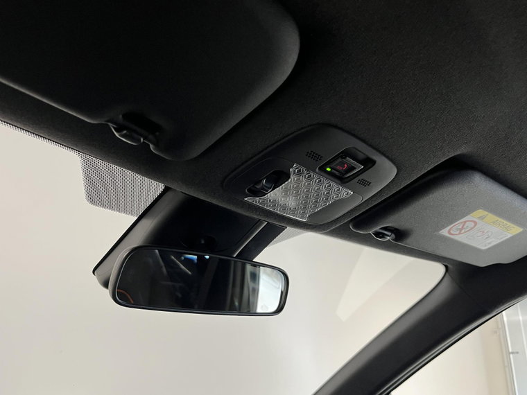 Vehicle Image 33