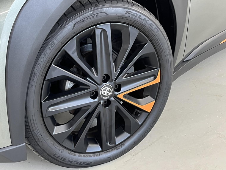 Vehicle Image 7
