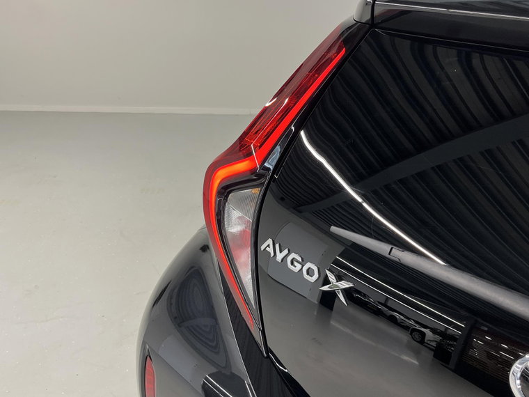 Vehicle Image 11