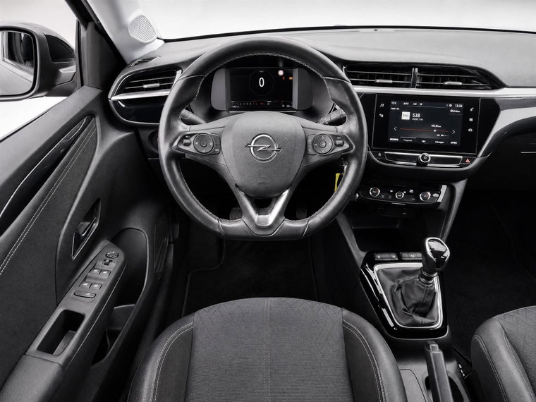 Vehicle Image 14
