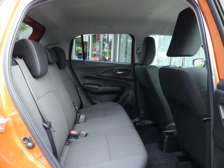 Vehicle Image 31